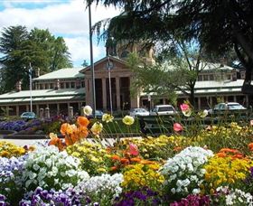 Bathurst Court House - Lightning Ridge Tourism 0