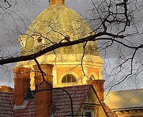 Bathurst Court House - Lightning Ridge Tourism 1