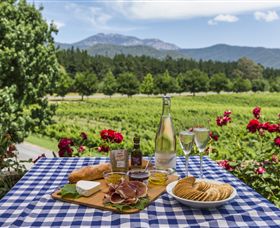 Feathertop Winery - Lightning Ridge Tourism 1