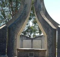 Inverell and District Bicentennial Memorial - Lightning Ridge Tourism