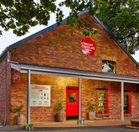 Bright Chocolate - Lightning Ridge Tourism