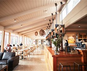 Yabby Lake Vineyard & Cellar Door - Lightning Ridge Tourism 0