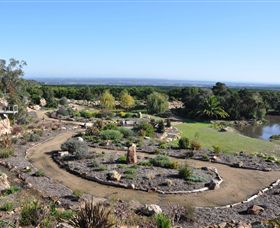 Panorama Garden Estate - Lightning Ridge Tourism 5