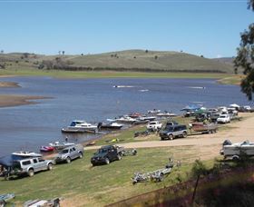 Hume Park - For Day Visitors - Lightning Ridge Tourism 1