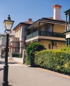 Yass Historic Walk And Drive - Lightning Ridge Tourism 1