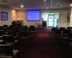 Phillip Island RSL - Lightning Ridge Tourism 5