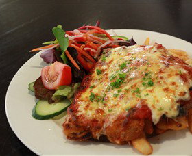 Phillip Island RSL - Lightning Ridge Tourism 3