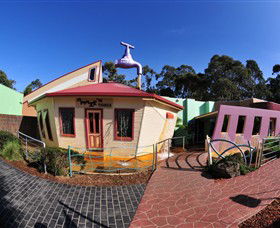 A Maze'N Things - Lightning Ridge Tourism 0