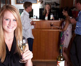 Hidden Creek Winery And Cafe - Lightning Ridge Tourism 1