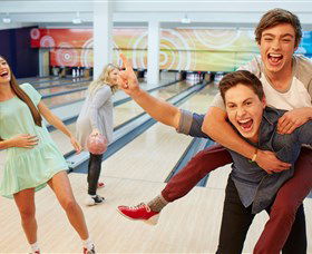 AMF Belconnen Ten Pin Bowling Centre - Lightning Ridge Tourism 1