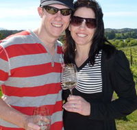 Kenny Escapes Food and Wine Tours - Lightning Ridge Tourism