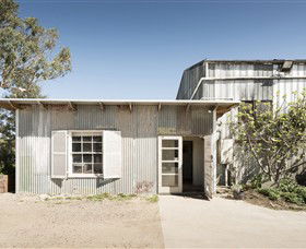 Quealy Winemakers - Lightning Ridge Tourism 4