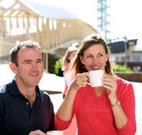 Hunter Street Outlets - Lightning Ridge Tourism