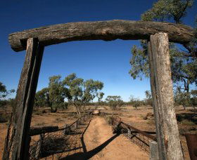 Silver City Tours - Lightning Ridge Tourism 2