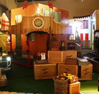Putt Planet Mini Golf - Lightning Ridge Tourism