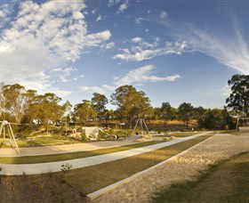 Western Sydney Parklands - Lightning Ridge Tourism 0