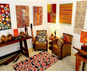 Bouddi Gallery - Contemporary Aboriginal Art - Lightning Ridge Tourism 2