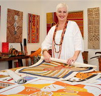 Bouddi Gallery - Contemporary Aboriginal Art - Lightning Ridge Tourism