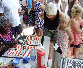 Bouddi Gallery - Contemporary Aboriginal Art - Lightning Ridge Tourism 5