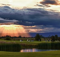 Lynwood Country Club - Lightning Ridge Tourism