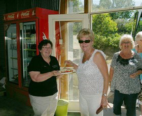 Hawkesbury Valley Heritage Tours - Lightning Ridge Tourism 0