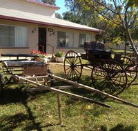 Mr and Mrs Behan Sulky Display - Lightning Ridge Tourism