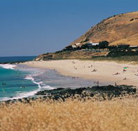 Carrickalinga Beach - Lightning Ridge Tourism