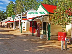 The Village, Historic Loxton - Lightning Ridge Tourism 2