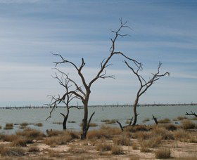 Lake Victoria - Lightning Ridge Tourism 6