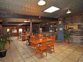 Currency Creek Winery And Restaurant - Lightning Ridge Tourism 2