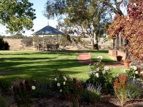 Currency Creek Winery And Restaurant - Lightning Ridge Tourism 0