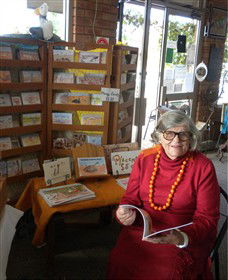 Ruby's Cargo - Lightning Ridge Tourism 4
