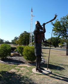 Armstrong Creek ACT Lightning Ridge Tourism