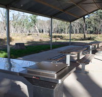Yanga Woolshed picnic area - Lightning Ridge Tourism