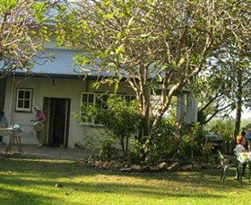 Afternoon Tea At Burnett House - Lightning Ridge Tourism 3