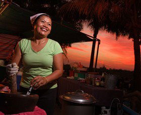 Mindil Beach Sunset Markets - Lightning Ridge Tourism 1