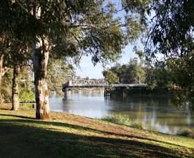 Lake Boga Observatory & Glass Studio - Lightning Ridge Tourism 0