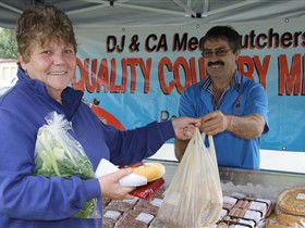 Limestone Coast Food Group Farmers And Makers Markets - Lightning Ridge Tourism 1