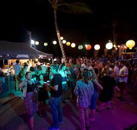 Live Entertainment at Magnetic Island - Lightning Ridge Tourism