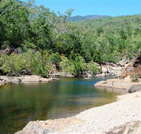 Mount Elliot Bowling Green Bay National Park - Lightning Ridge Tourism
