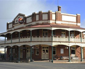 Royal Hotel Weethalle - Lightning Ridge Tourism 0