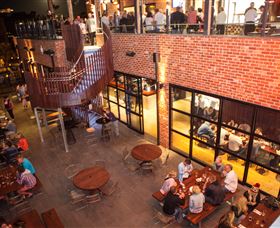 American Hotel - Lightning Ridge Tourism 0