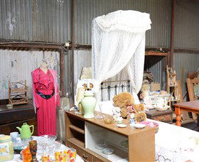 Wheatleys Wares - Lightning Ridge Tourism 2