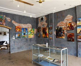 Splatter Gallery And Art Studio - Lightning Ridge Tourism 1