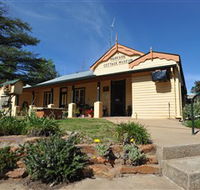 Parkside Cottage Museum - Lightning Ridge Tourism