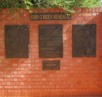 John OBrien Commemorative Wall - Lightning Ridge Tourism