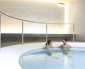 Hepburn Bathhouse & Spa - Lightning Ridge Tourism 5