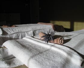 Daylesford Massage Healing Centre - Lightning Ridge Tourism 3