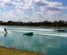 Mulwala Water Ski Club - Lightning Ridge Tourism 0