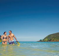 Snorkelling on Keswick Island - Lightning Ridge Tourism